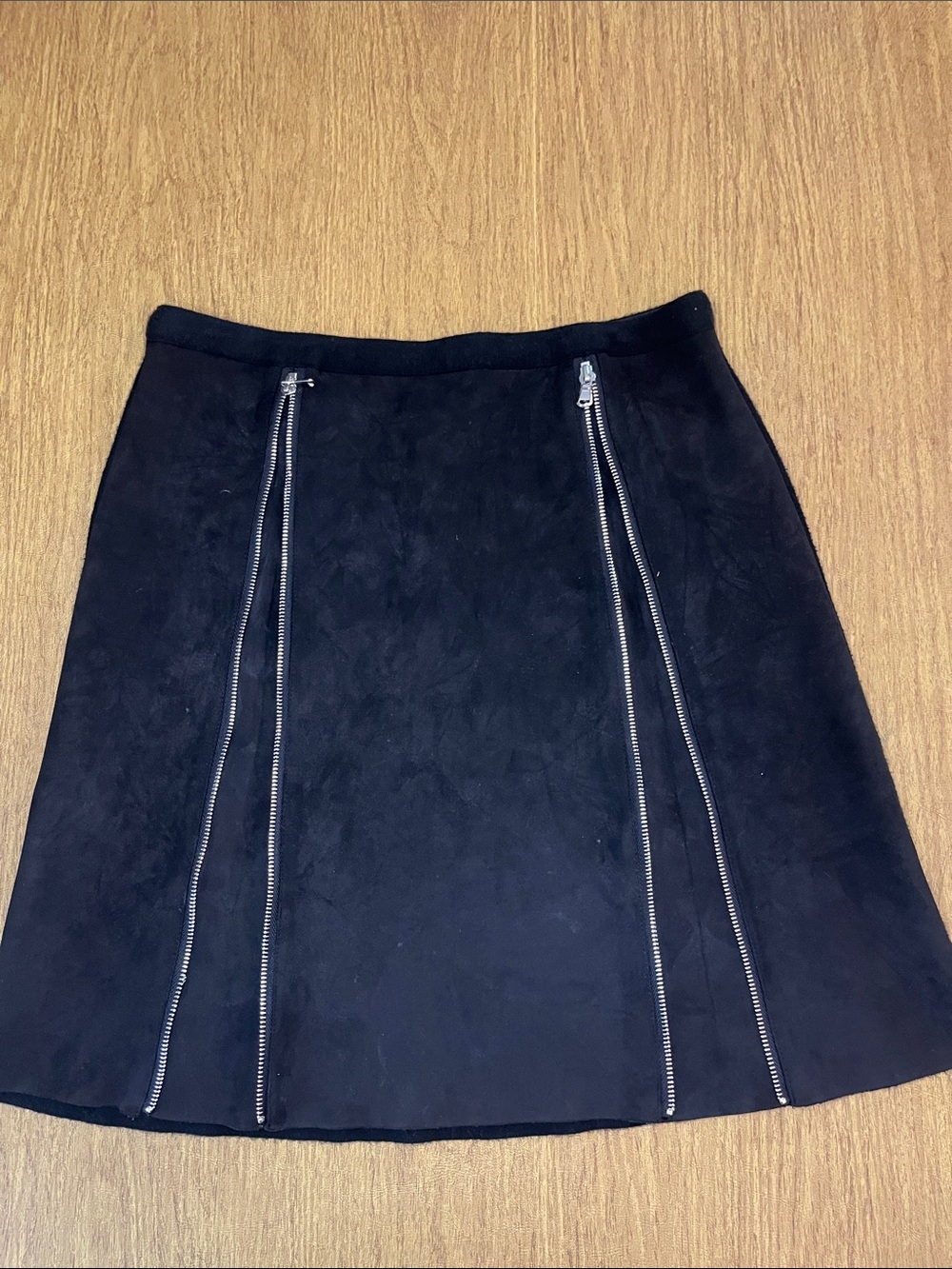 Milano Black A-Line Mini Skirt with Dual Silver Front Zippers & Knit Back, Sz L